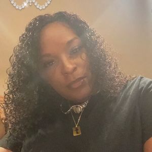 Meet your Posher, Rosalyn